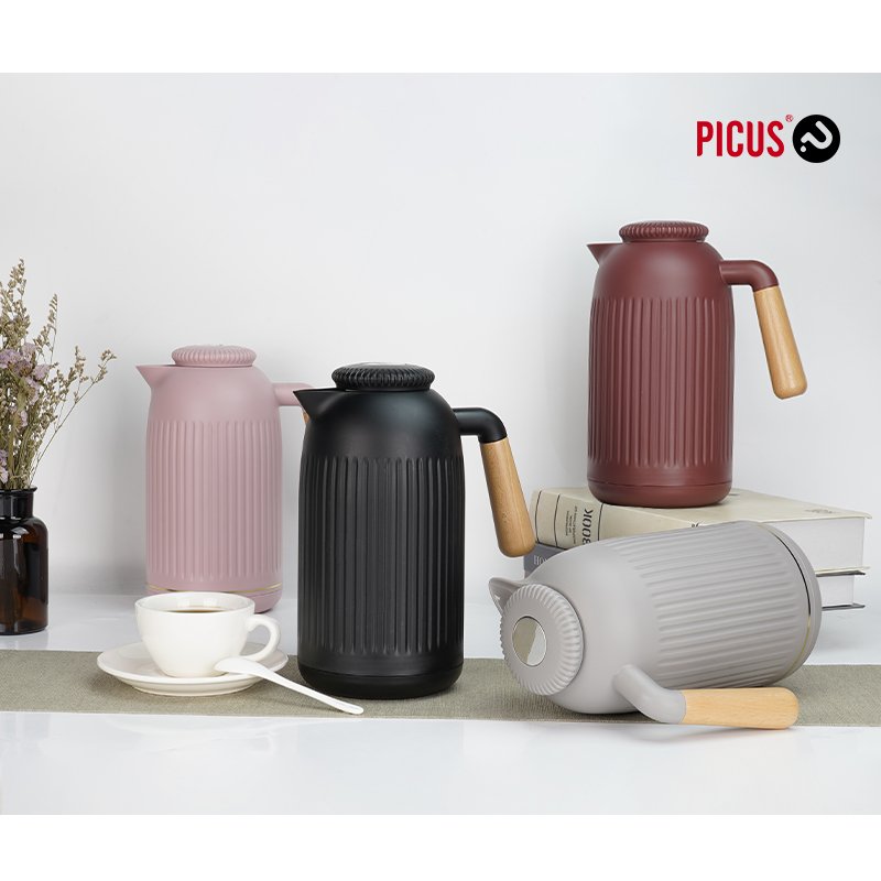 Hot Sell Simple style water jug pp outer glass inner vacuum flask