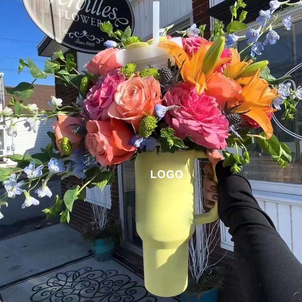 Outdoor Mugs Stainless Steel Thermos Cup Car Insulated Cold Water Bottle 40oz Tumbler With Handle Tumbler Wholesale Bulk