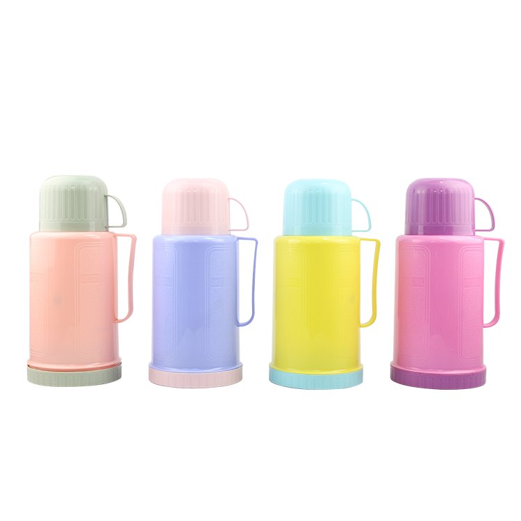 1.0L/1.2L/1.8L plastic vacuum flask with two cup