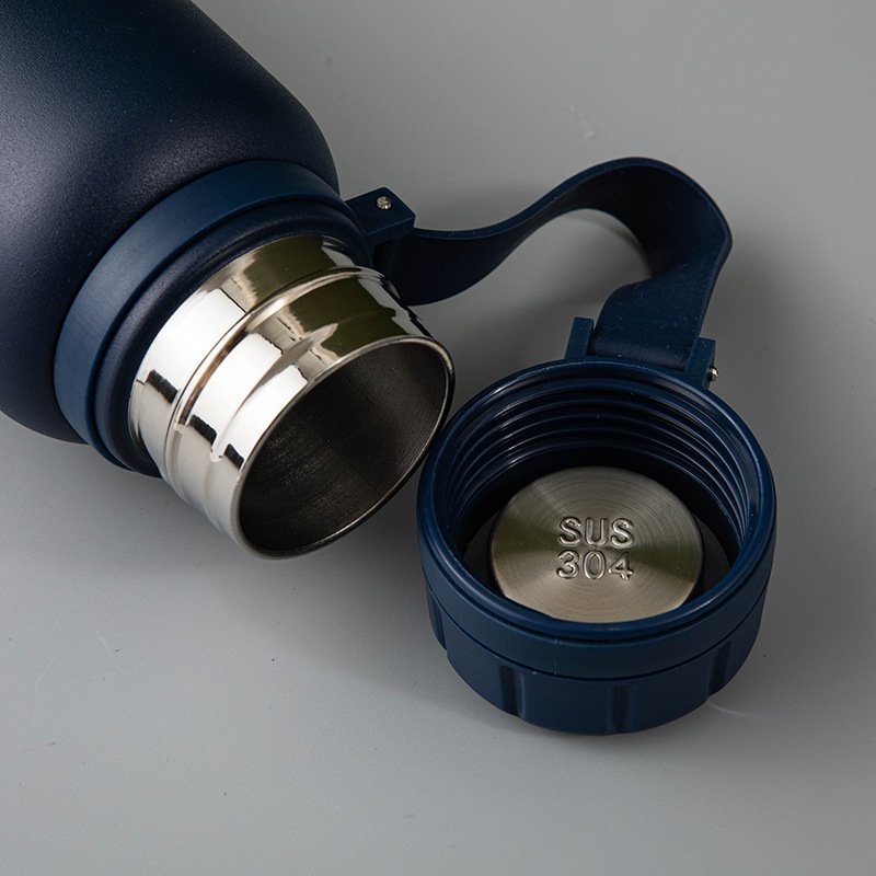 New Ins custom 750ml leakproof double wall thermos vacuum flask stainless steel insulated water bottle with strap
