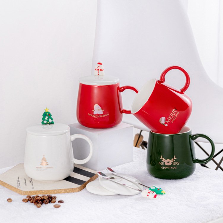 Wholesale Large Capacity Water Cup Christmas Home Office Holiday Gift Ceramic Cartoon Mug Winter Snow Lid Coffee Cup Mugs