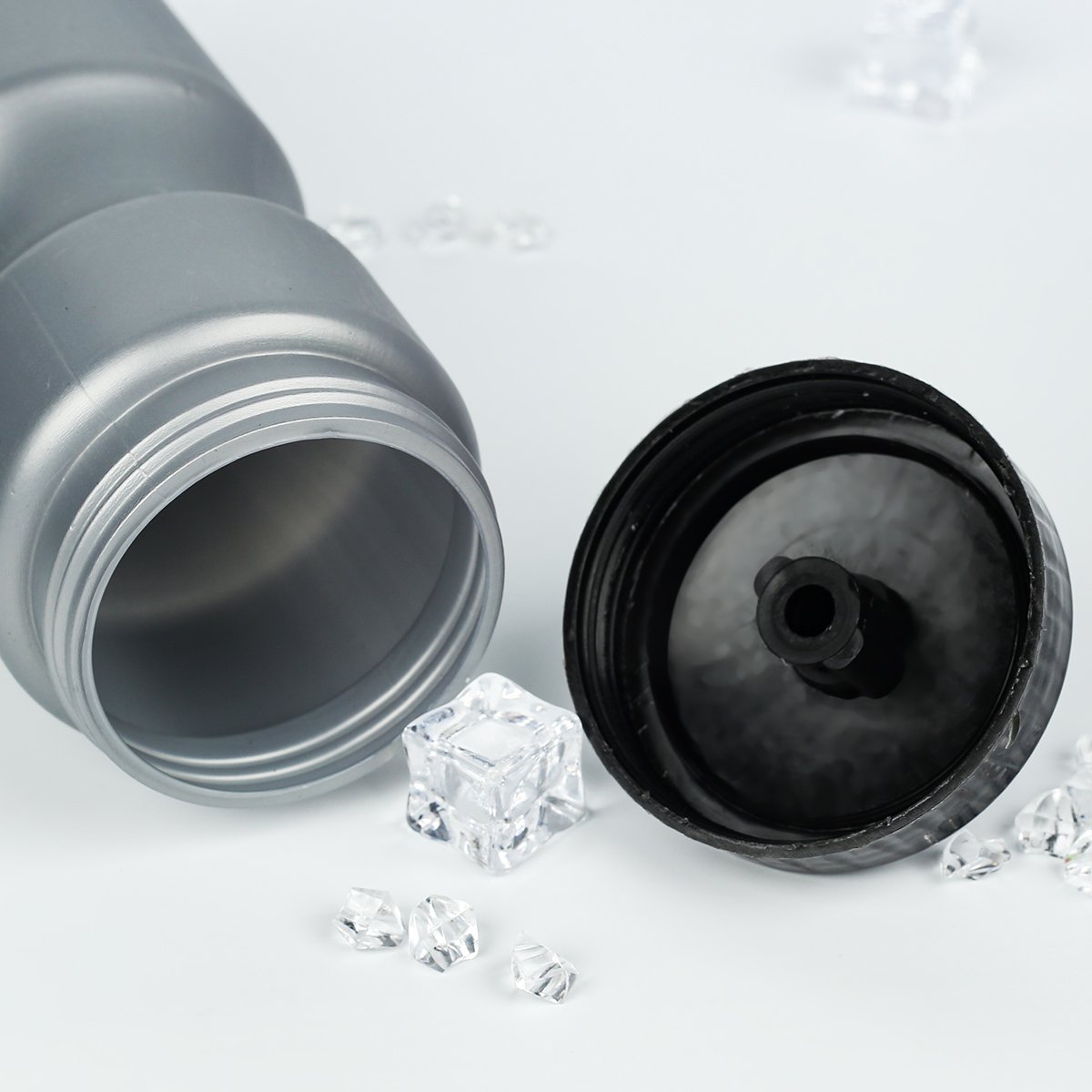 Wholesale 650ml Plastic Outdoor Sports Small Mouth Water Bottle Eco Friendly with Lid