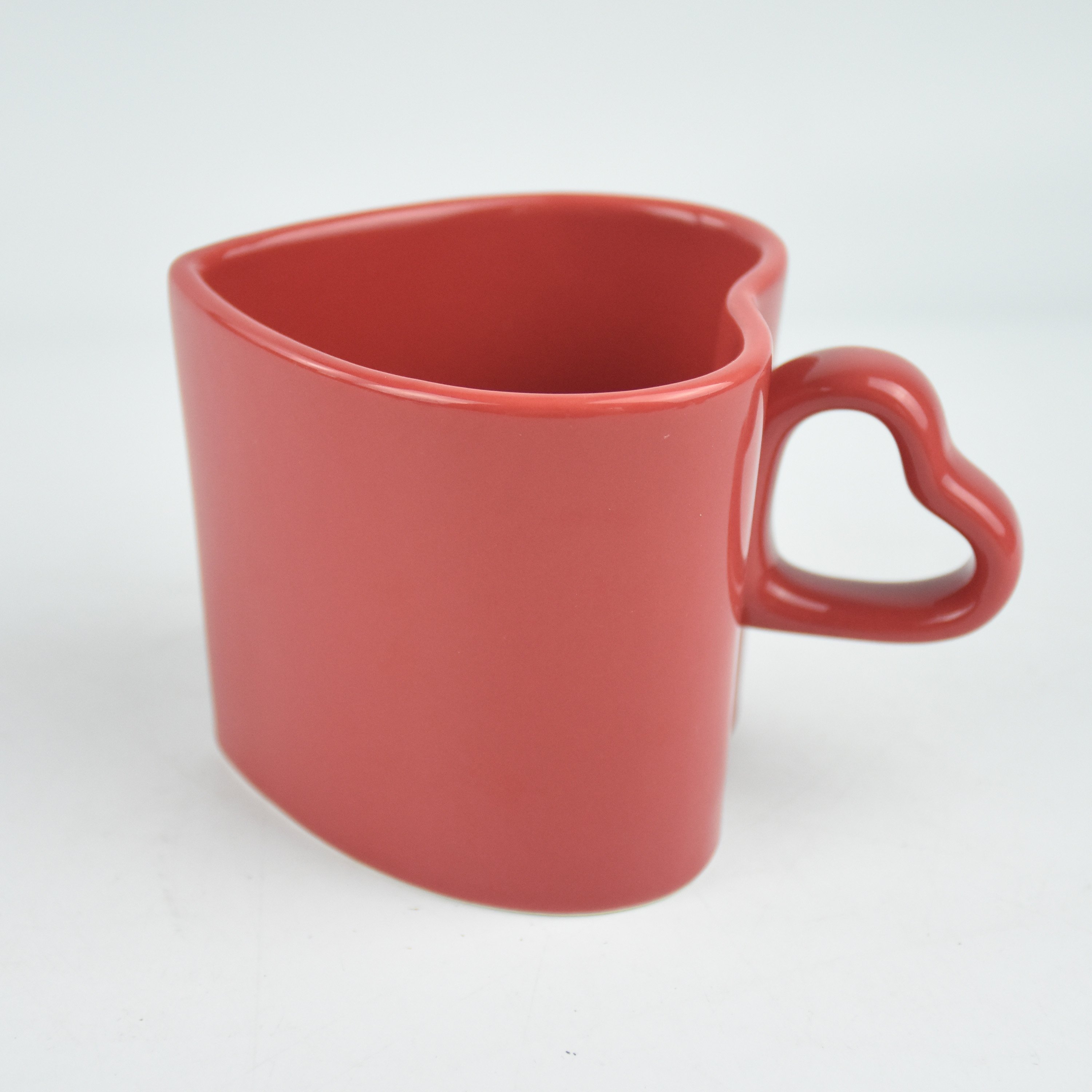 Couple Mug Color Heart Shape Ceramic Wholesale Top Seller 2022 Lovely Valentine Red Coffee Mugs American Style Business Gifts