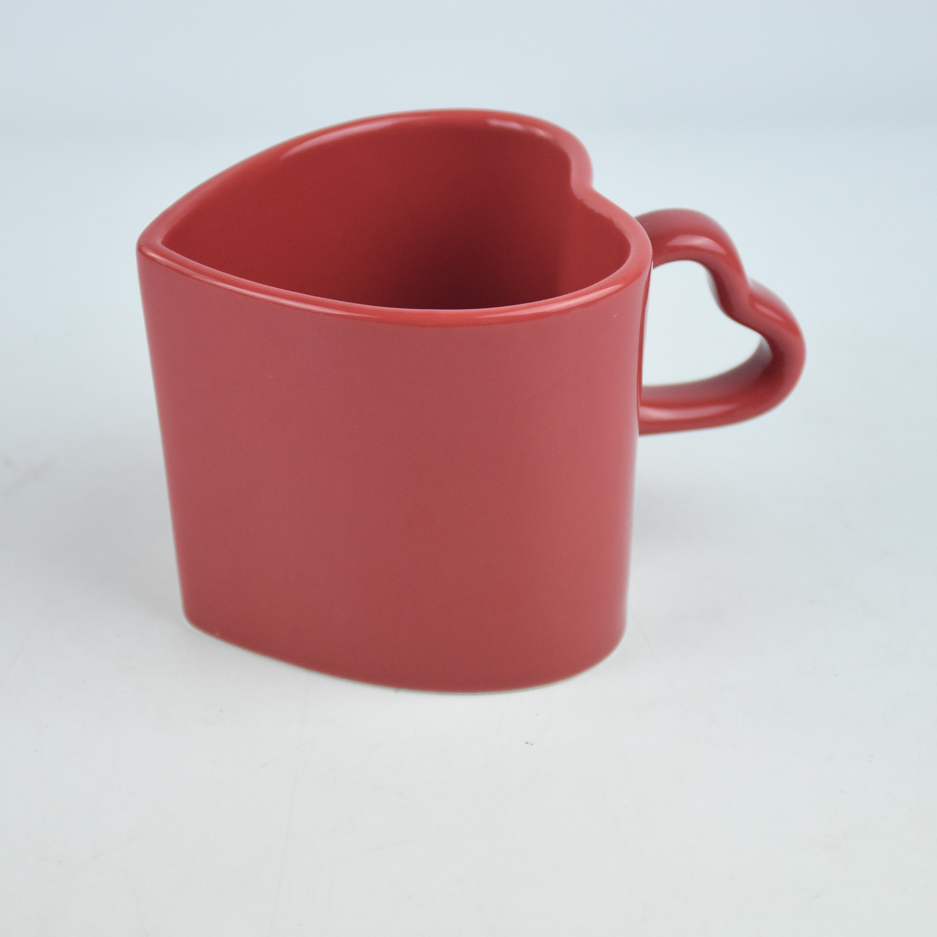 Couple Mug Color Heart Shape Ceramic Wholesale Top Seller 2022 Lovely Valentine Red Coffee Mugs American Style Business Gifts