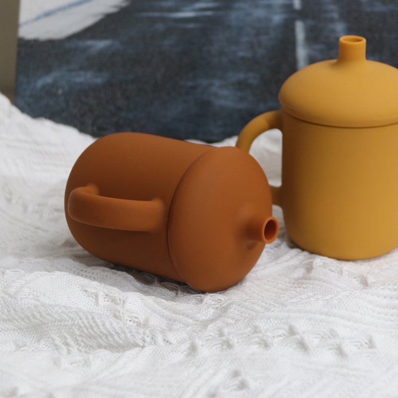 Spill Proof Baby Cartoon Silicone Travel Mug Sublimation Kids Baby Led Weaning Sippy Water Cup With Straw
