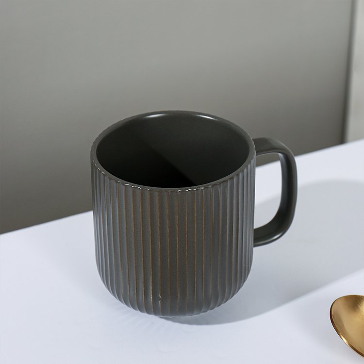 Multiple used daily home teatime drinkware striped embossed modern tea mugs customizable ceramic mug cup