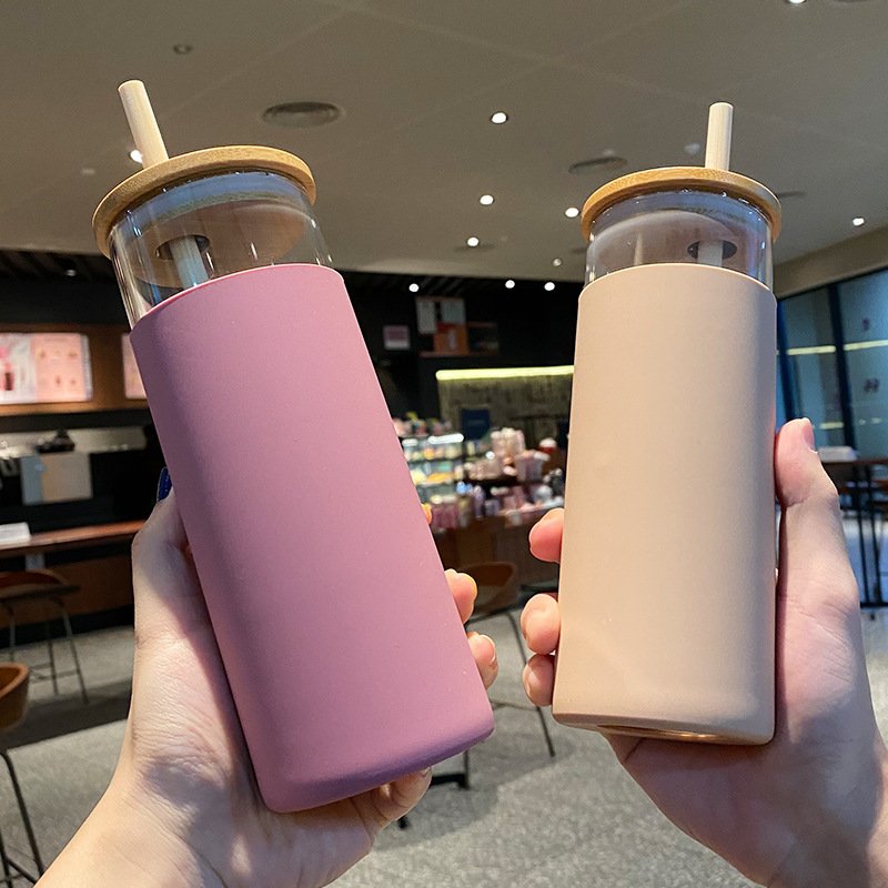 Wholesale 20oz Botol minum Glass Tumbler Water Bottle With Straw Silicone Protective Sleeve Bamboo Lid Botella de agua Mug Cup