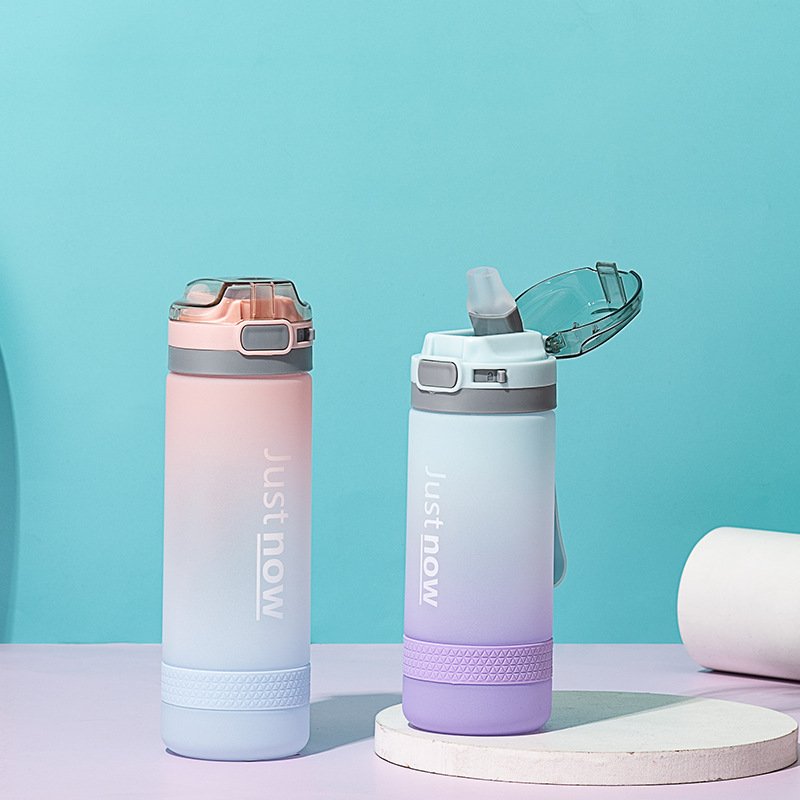 600ml Student Outdoor Travel Matte Surface Gradient Sports Drink Water Bottle With Straw