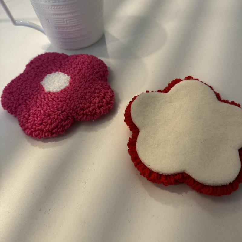 Cute Flower Pattern Punch Needle Coaster Handicraft Mug Rug Coasters for Promotional Gifts