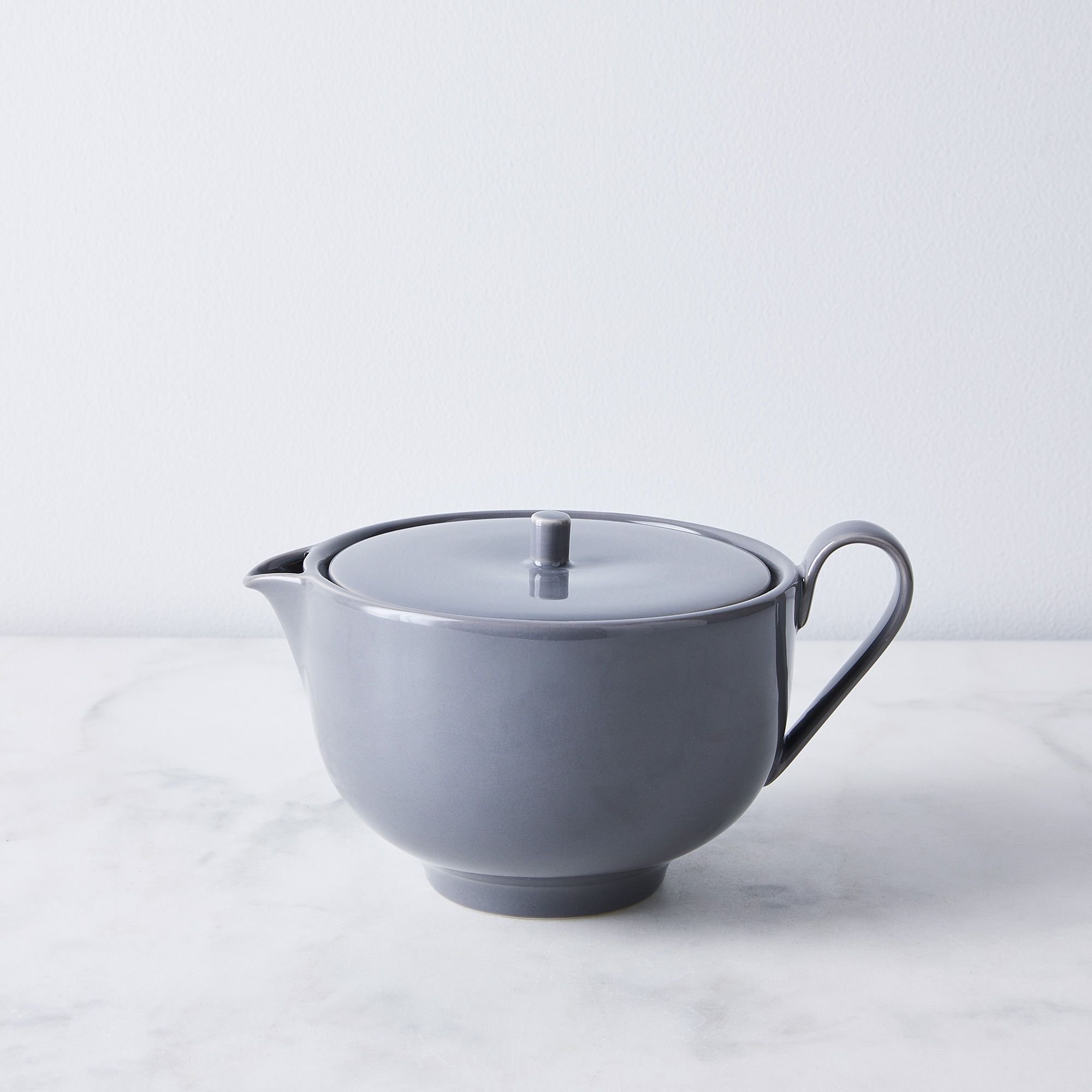Minimalism nordic style glossy modern porcelain tea set wholesale ceramic milk cappuccino espresso cups coffee mug with saucer