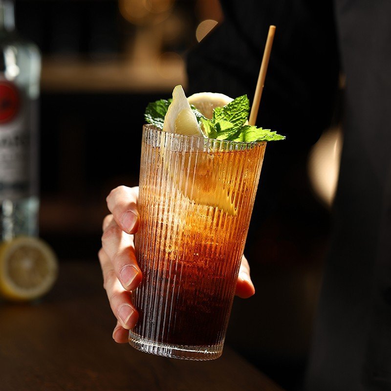 Wholesale Custom Ribbed Glass Tea Cups Coffee Cup Tumblers Custom Travel Coffee Mug With Glass Lid And Straw
