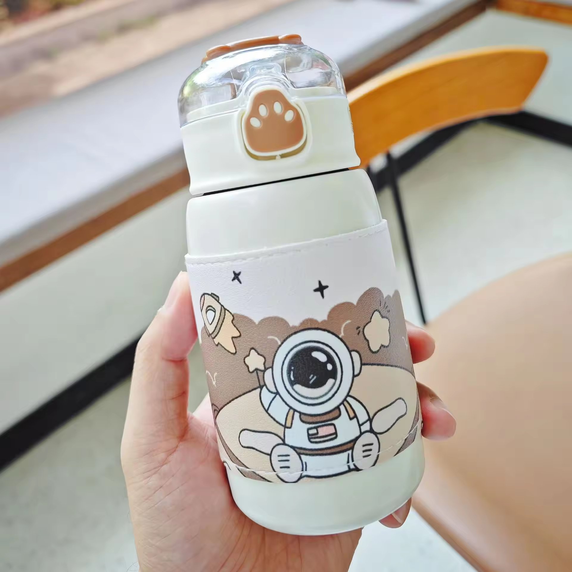 Cute Straw 400ml Cartoon Astronaut Water Bottle Vacuum Cup Student Leather Case Portable Bounce Cover Stainless Steel Flask