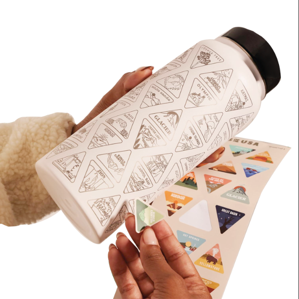 Customized Camping Water Bottle with Waterproof Stickers and Straw Insulated Vacuum Flask with Stickers