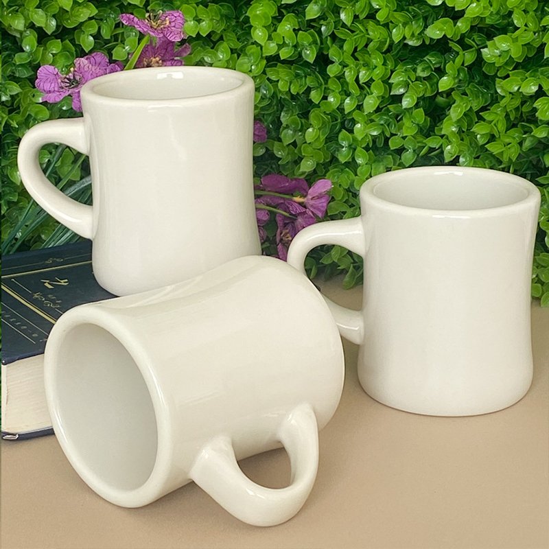 Vintage Retro Cream White 11oz Ceramic Coffee Diner Mug With Custom Logo
