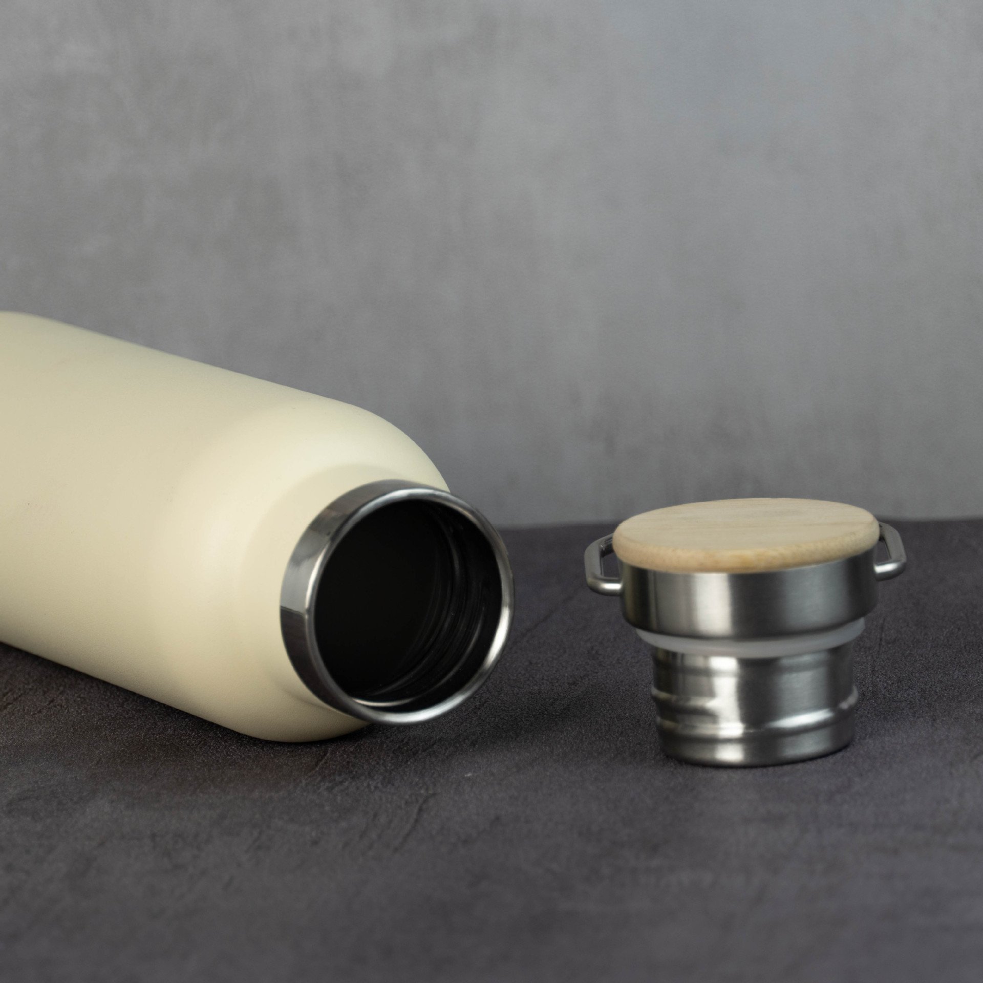Wholesale stocked no minimum flask vacuum insulated stainless steel water bottle metal gym water bottle sport fitness bottle