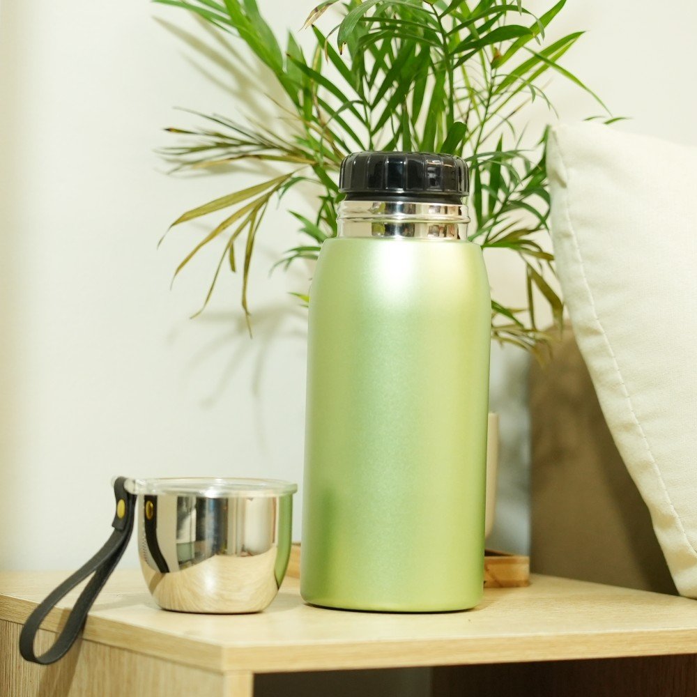 High Quality 600ML BPA-Free Lid Stainless Steel Thermos Drinking Water Bottle Big