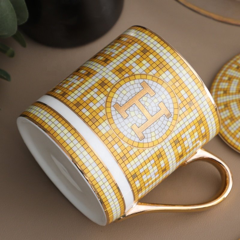 Luxury gold ceramic coffee mugs 300ml golden porcelain tea mugs with custom design