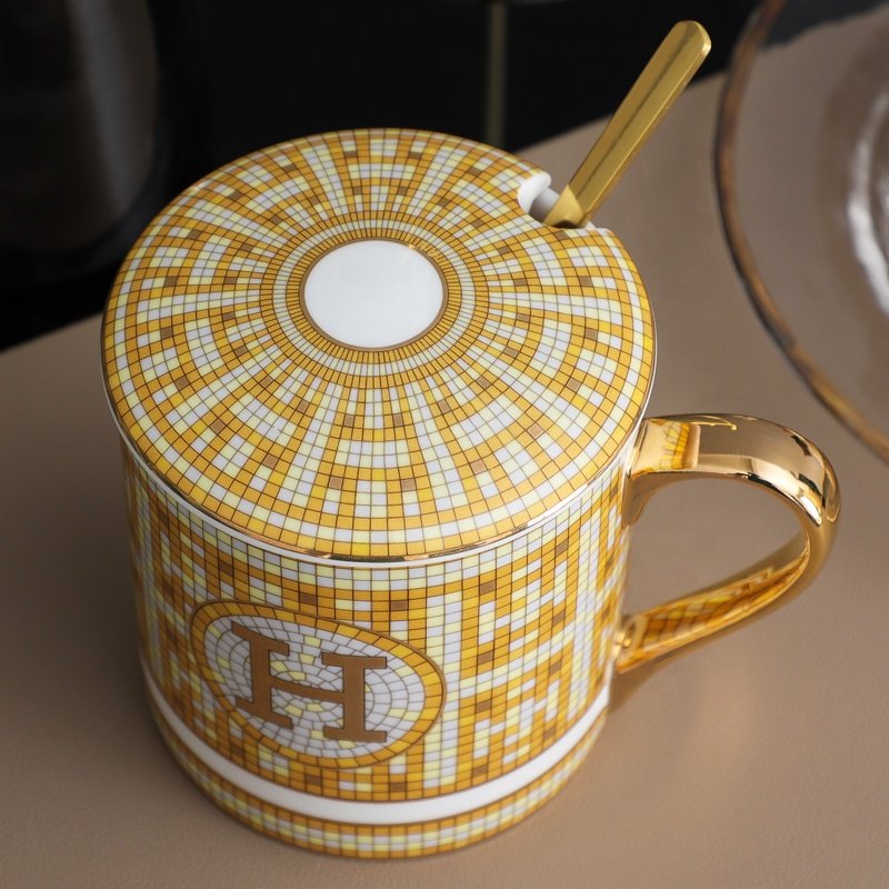 Luxury gold ceramic coffee mugs 300ml golden porcelain tea mugs with custom design