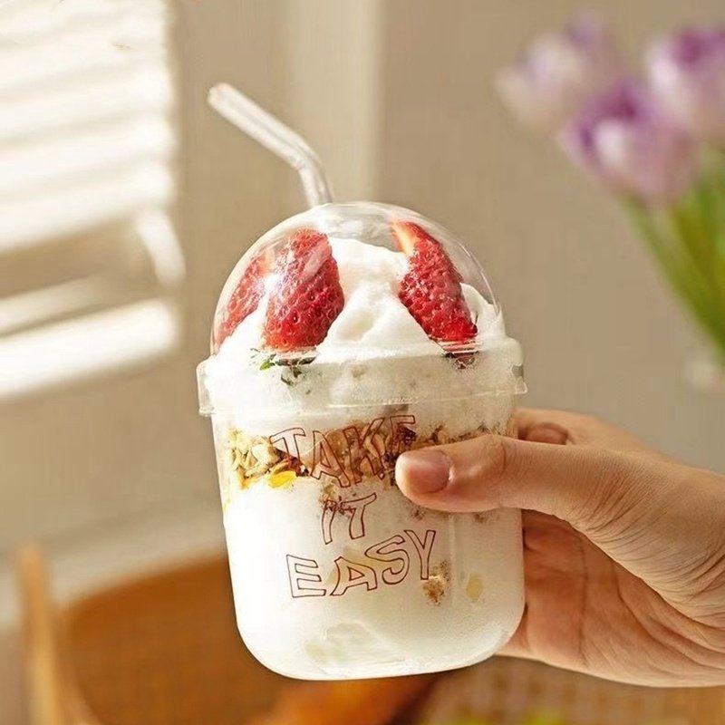 New Design Korean Dustproof Simple Drinking Glass Cup Reusable Borosilicate Juice Coffee Glass Cup With Glass Lid And Straw