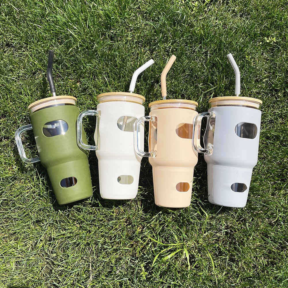 Eco Friendly 32oz Glass Tumbler with Bamboo Lid and Straw for Iced Coffee BPA-Free Silicone Water Bottles