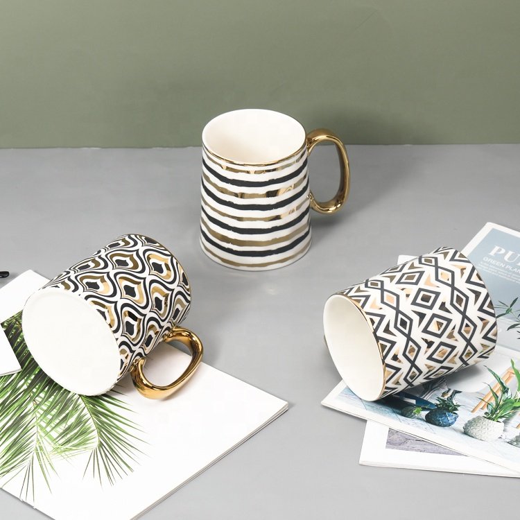 Tivray Hot Sell Creative Spades Pattern Coffee Mug Black Color Luxury Golden Handle Water Cup Ceramic Coffee Milk Mugs