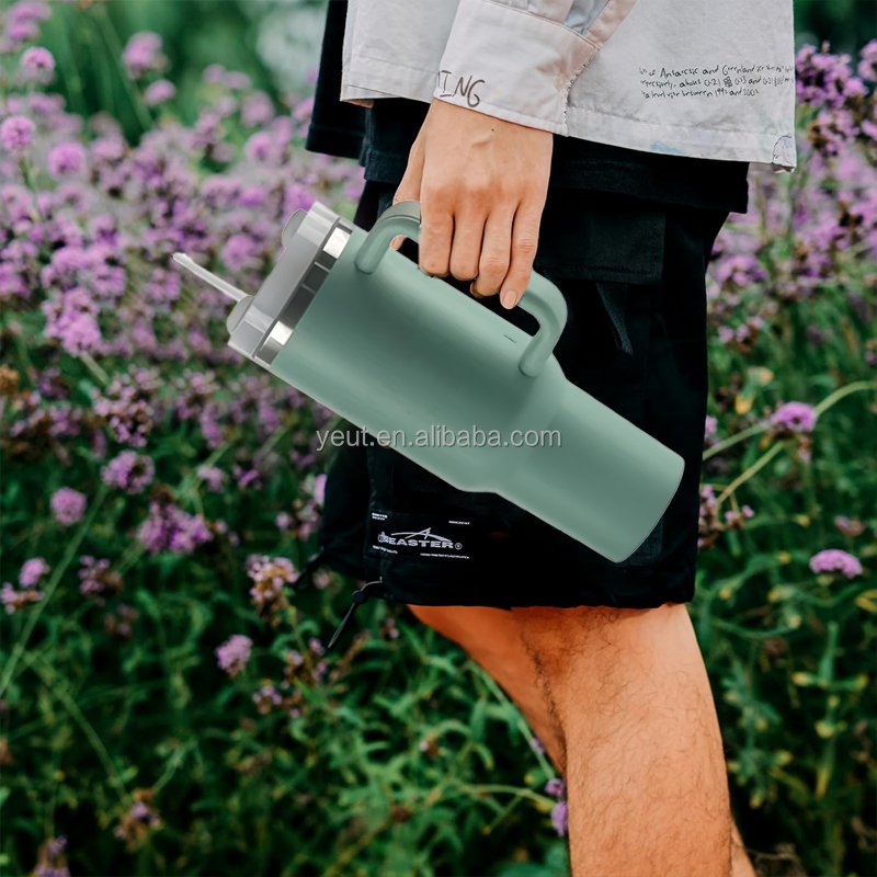 Stocked Classic Coffee Mug Thermal Glasses 304 Stainless Steel Insulated Tumbler With Straw lids Cup 30oz/40 oz With Handle