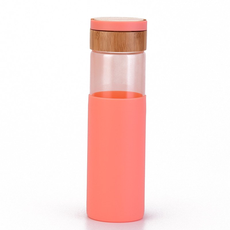 High Quality 520ML Silicone Sleeves Bamboo Lid Sports Water Bottle With Hand Grip