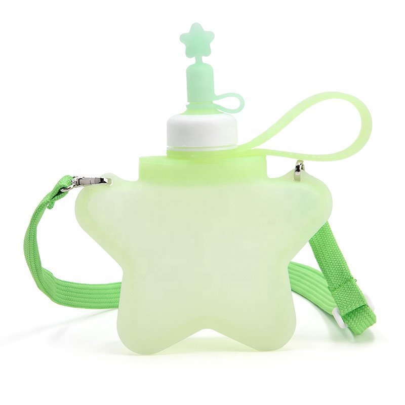 BPA Free Collapsible Foldable Silicone Travel Sport Water Bottle Hand Warmer Water Bottle Silicone Wasserkocher