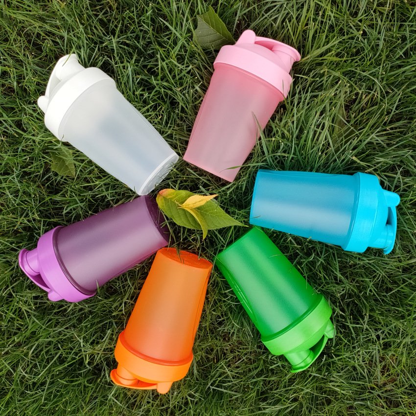 Wholesale Shaker Cup Personalized Custom Logo Protein Sport Plastic Cup Shaker Bottle