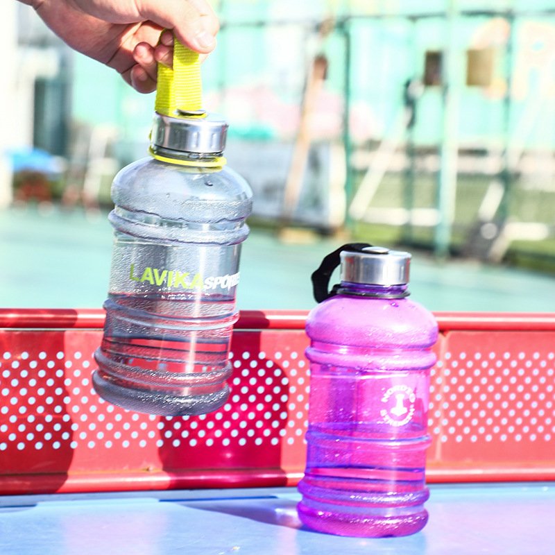 Factory Custom Thin Gym Handle Prime Hydration Drink Bottles Black Water Bottle Sports PE Travel Sports Items Matte Large 2L