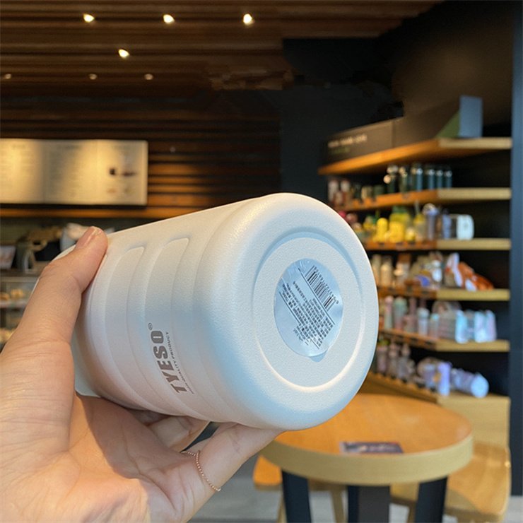 TYESO Fast Delivery 750ml Outdoor Thermo Stainless Steel Vacuum Flask stock Wholesale water bottles