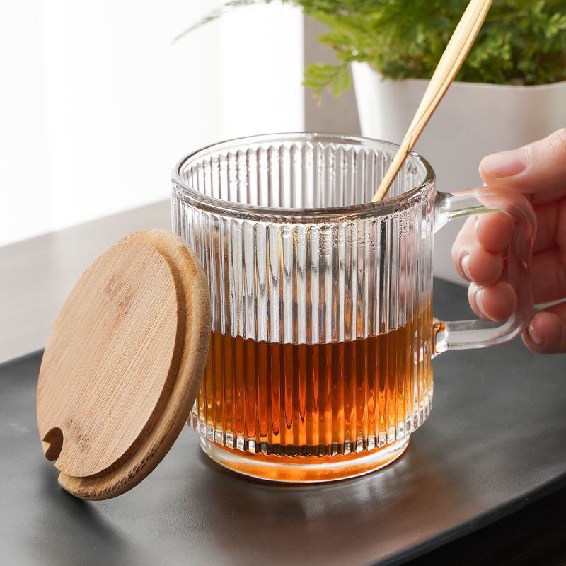 Top Seller premium classical ribbed glassware tea latte cup water tumbler vertical stripe glass clear coffee mug with bamboo lid