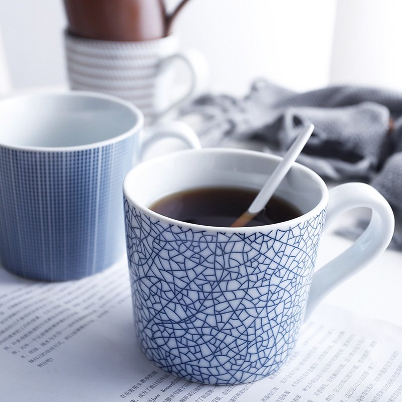 Japanese Vintage Porcelain Mugs Creative Home Ceramic Cups Tea & Coffee Lovers' Gift Set with Modern Printing Logo