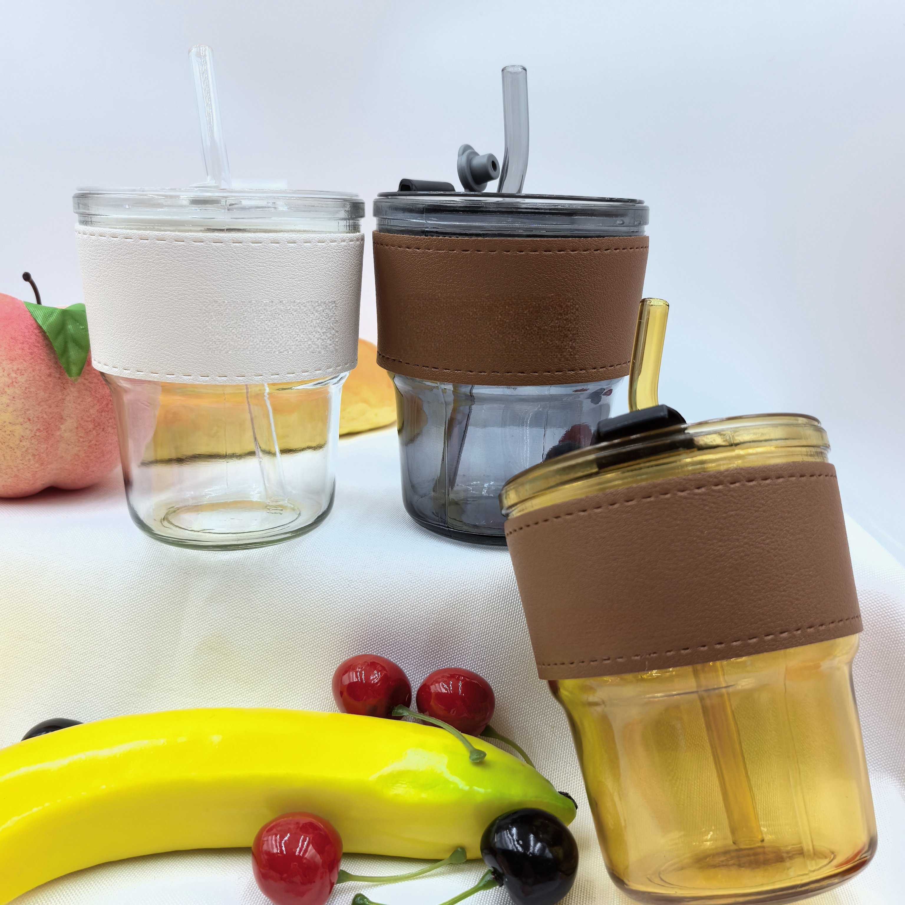 Glass coffee cup Portable High Beauty Net Red Glass Coffee Cup Reusable Large-Capacity Juice Milk Mug with Straws &Lids