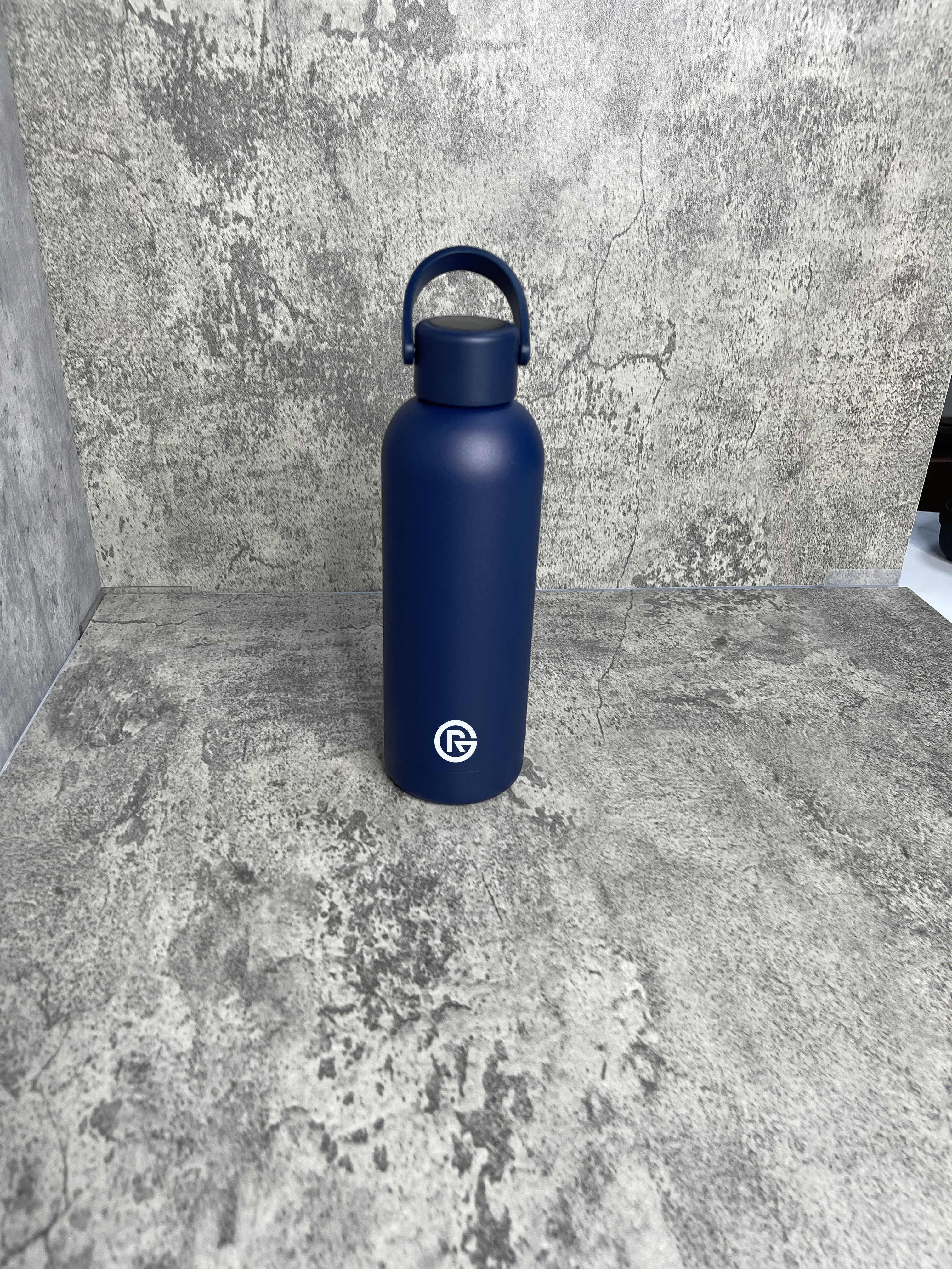 Wholesale 2024 New Product Smart LED Temperature Display Handle Lid 500ml 750ml Double Wall Stainless Steel Travel Mugs