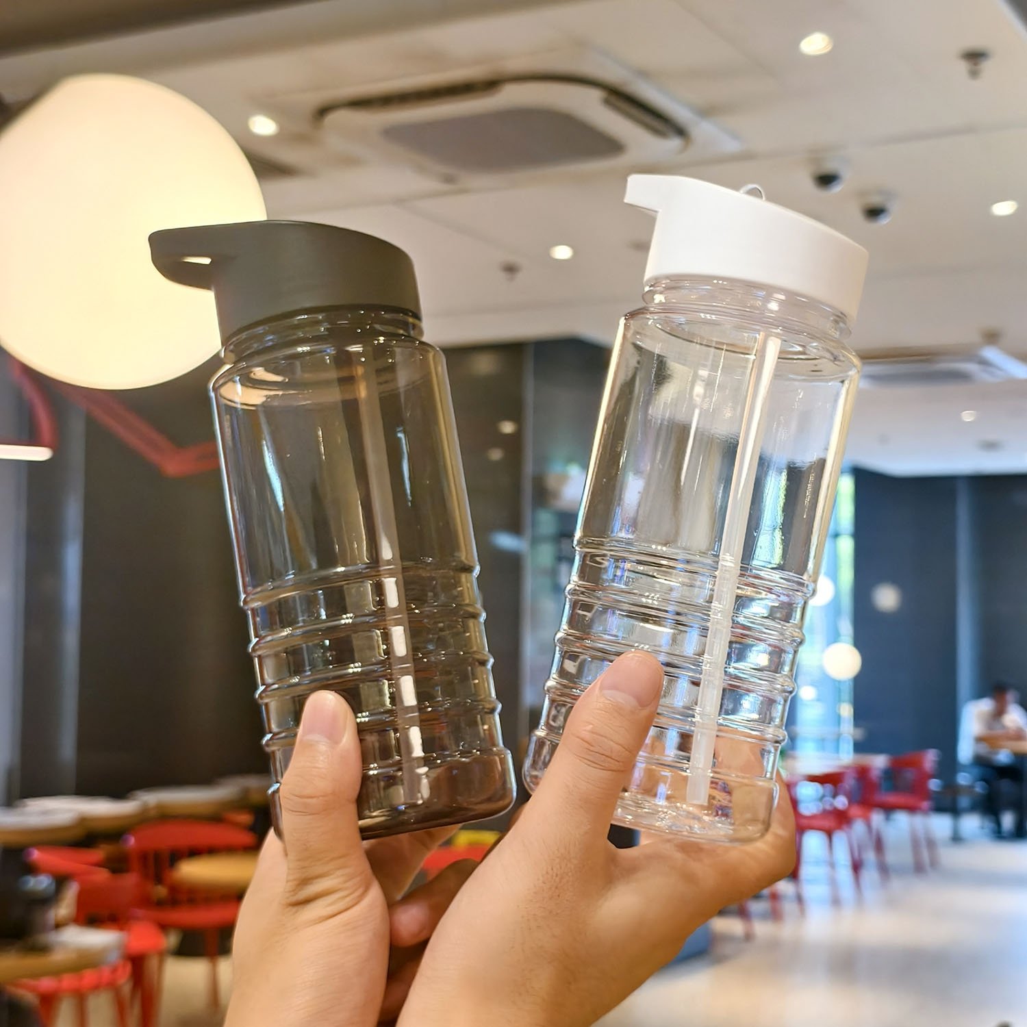 outdoor water bottle 750ml Sport wholesale bpa free clear plastic New AS material plastic water bottle with flip straw