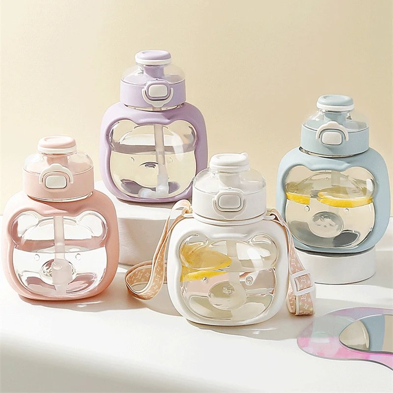 New large capacity plastic water bottle cartoon cute bear water cup with lid straw drinkware