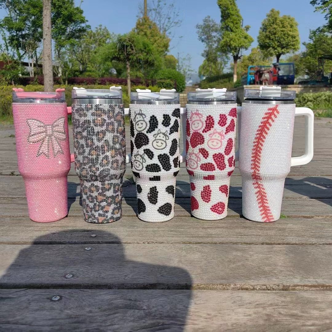 2024 new Outdoor Mugs Stainless Steel Thermos Cup Car gift cup Water Bottle 40oz Tumbler With Handle electroplate Tumbler