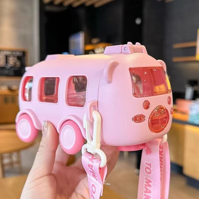 New Creative Bus Shape 500ml Plastic Straw Cup Reusable BPA Free Student Drinking Water Bottle with Straw and Rope