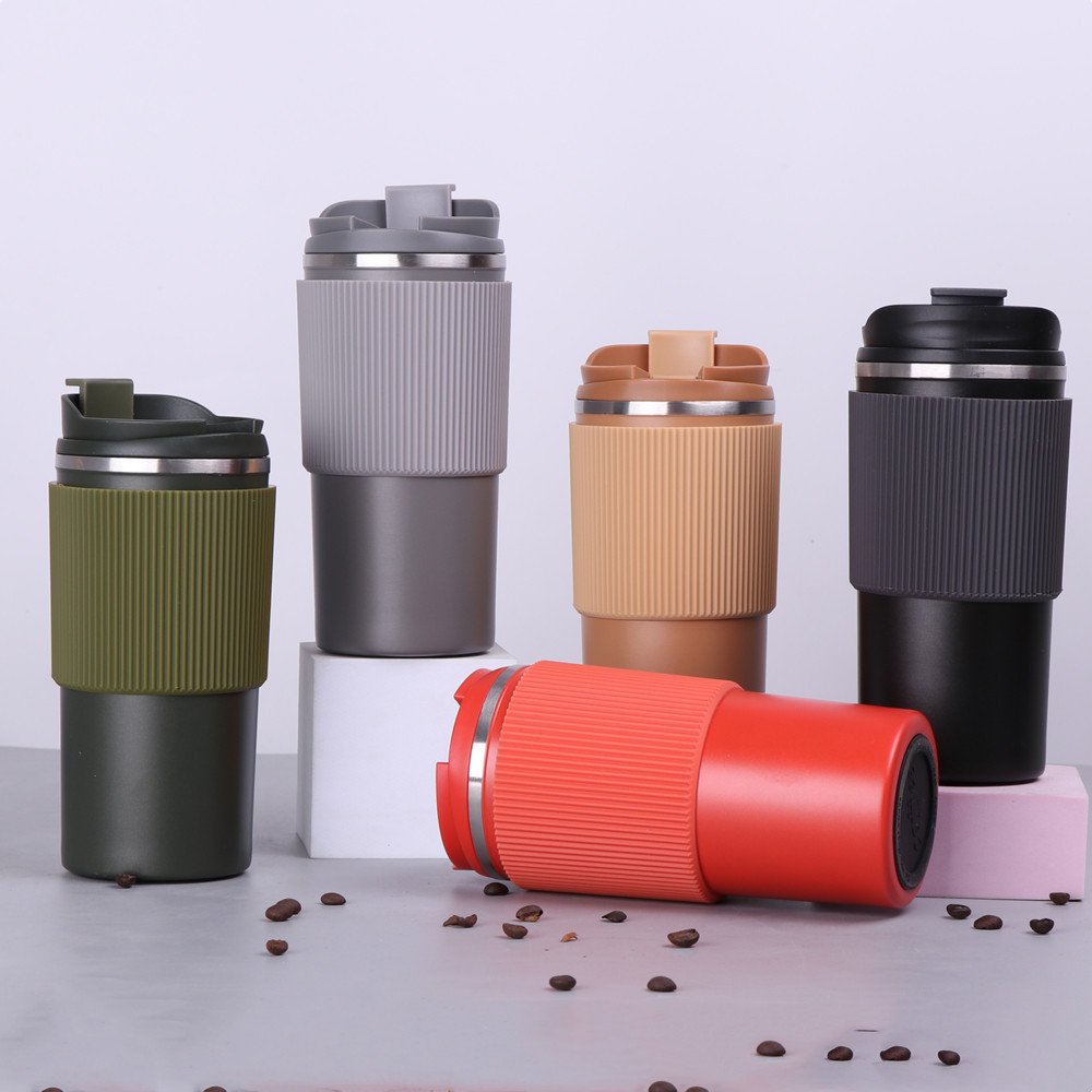 hot sell dwells sweden leakproof travel coffee mug with silicone holder sleeve 450ML thermal insulation tumbler car mug double