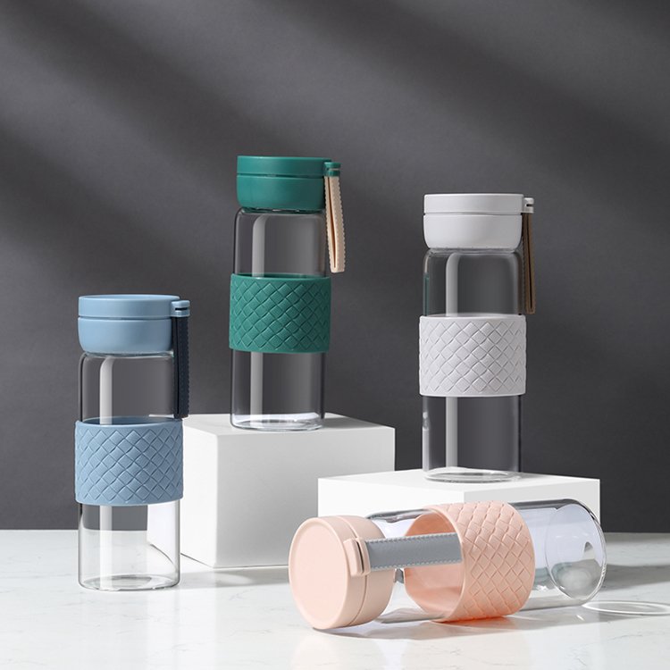 Glass Water Bottle 2022 With Silicone Sleeve 0606 420ML Eco BAP Free Portable Handle New Colorful Glass Water Bottle