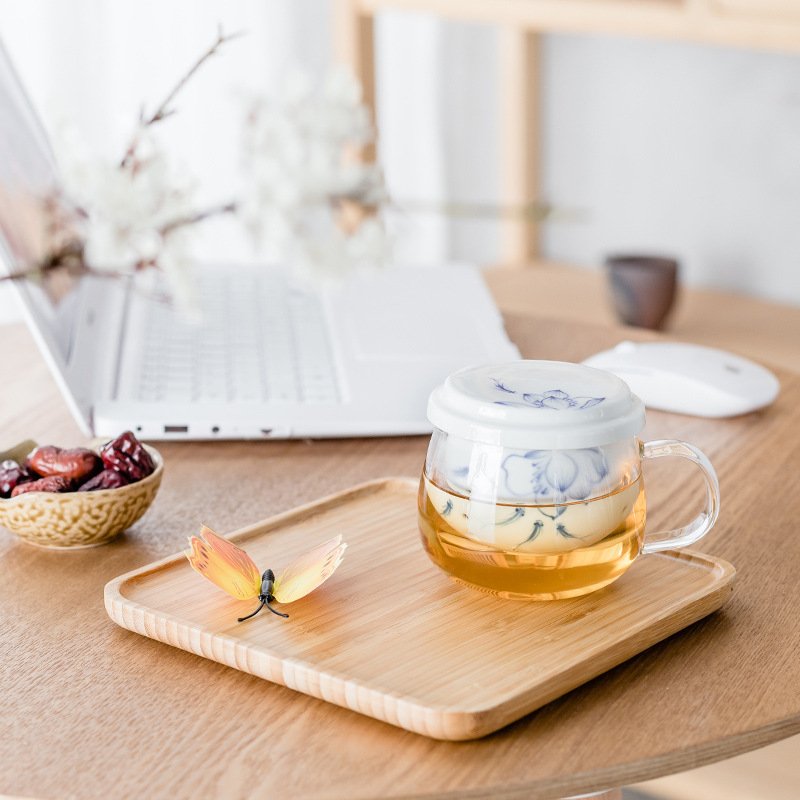 High Borosilicate Glass Coffee Mug with Chinese Style Ceramic Infuser Tea Cup with Lid to Preserve heat Suitable for Gifts