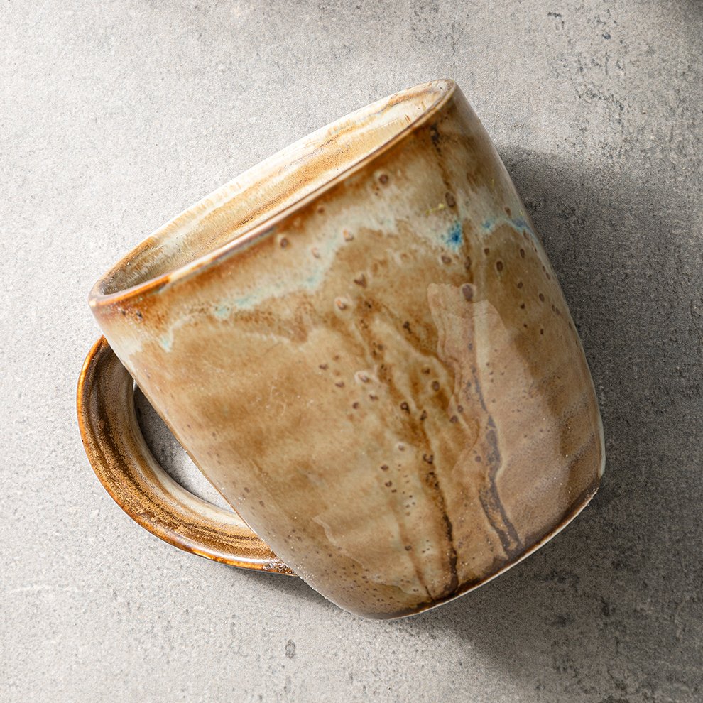 JiuJiuJu Wholesale Kiln Rustic Brown Ceramic Milk Mugs For Cafe Shop Reactive Nordic Design Latte Coffee Cup Luxury Speckled Mug