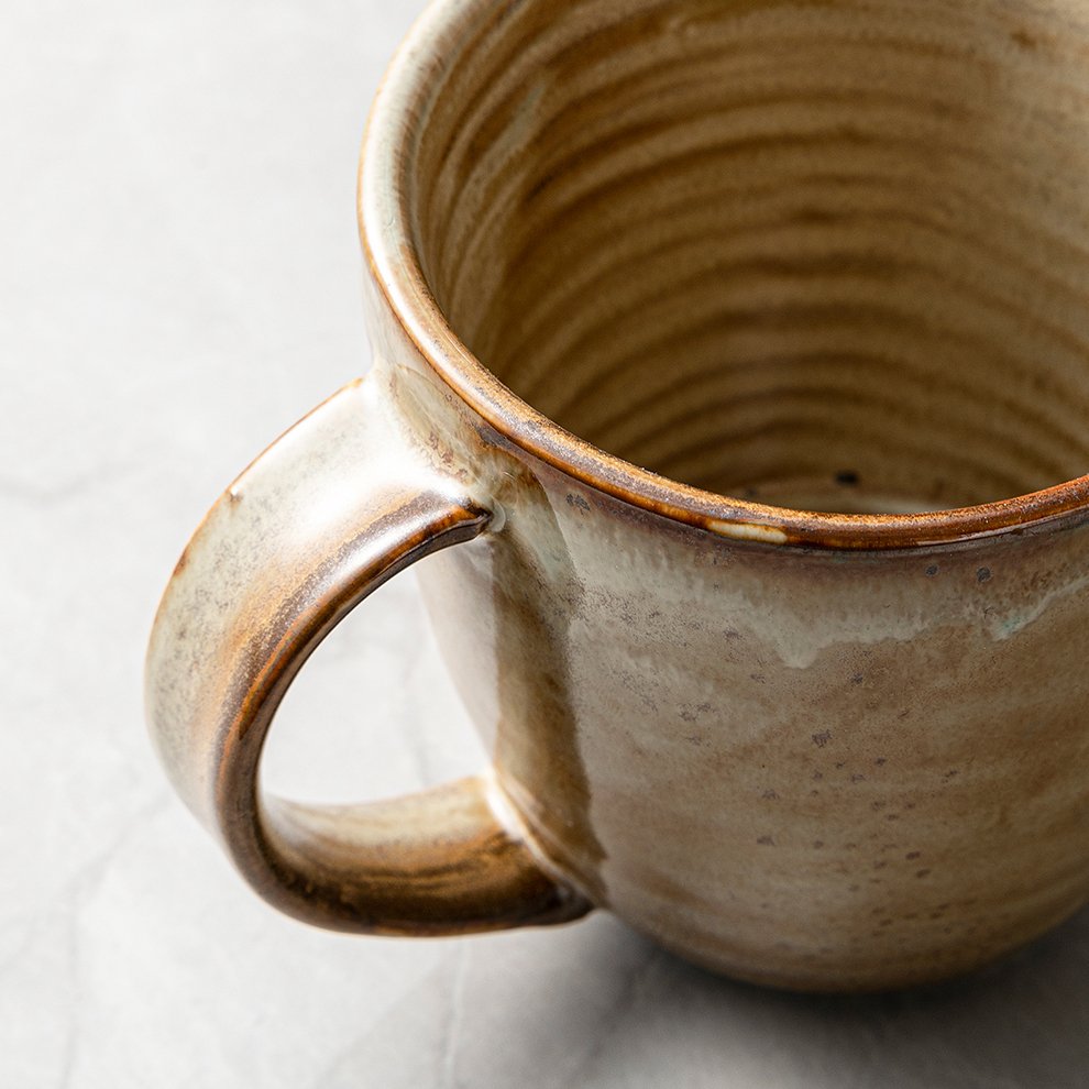 JiuJiuJu Wholesale Kiln Rustic Brown Ceramic Milk Mugs For Cafe Shop Reactive Nordic Design Latte Coffee Cup Luxury Speckled Mug