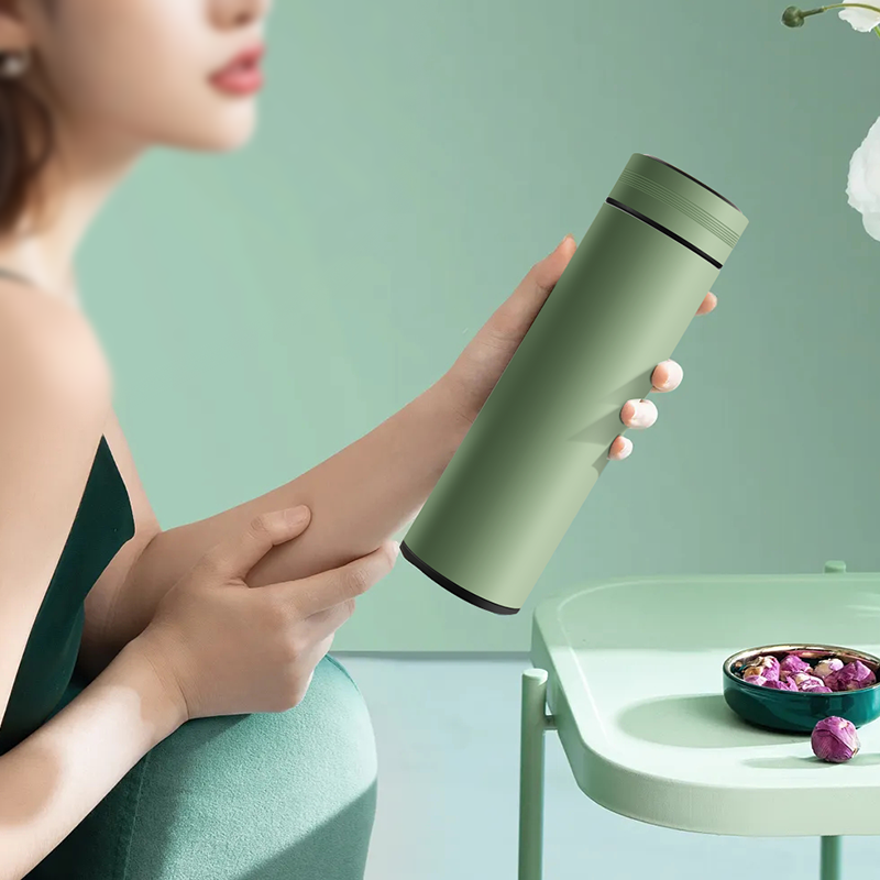 Wholesale 500ml Rubber Paint Led Temperature Smart Straight Vacuum Flask 304 Stainless Steel Thermos With Filter