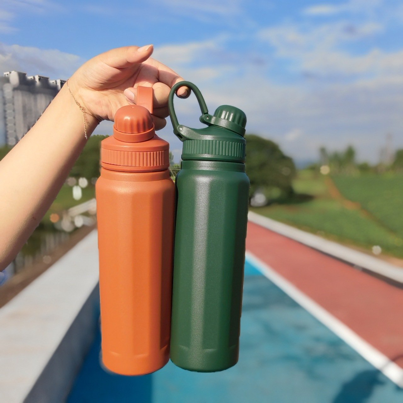 North Europe Water Tumbler Stainless Steel 304 Vacuum Flask 28oz Portable 820ml Cup With Straw Outdoor Sports Travel Bot
