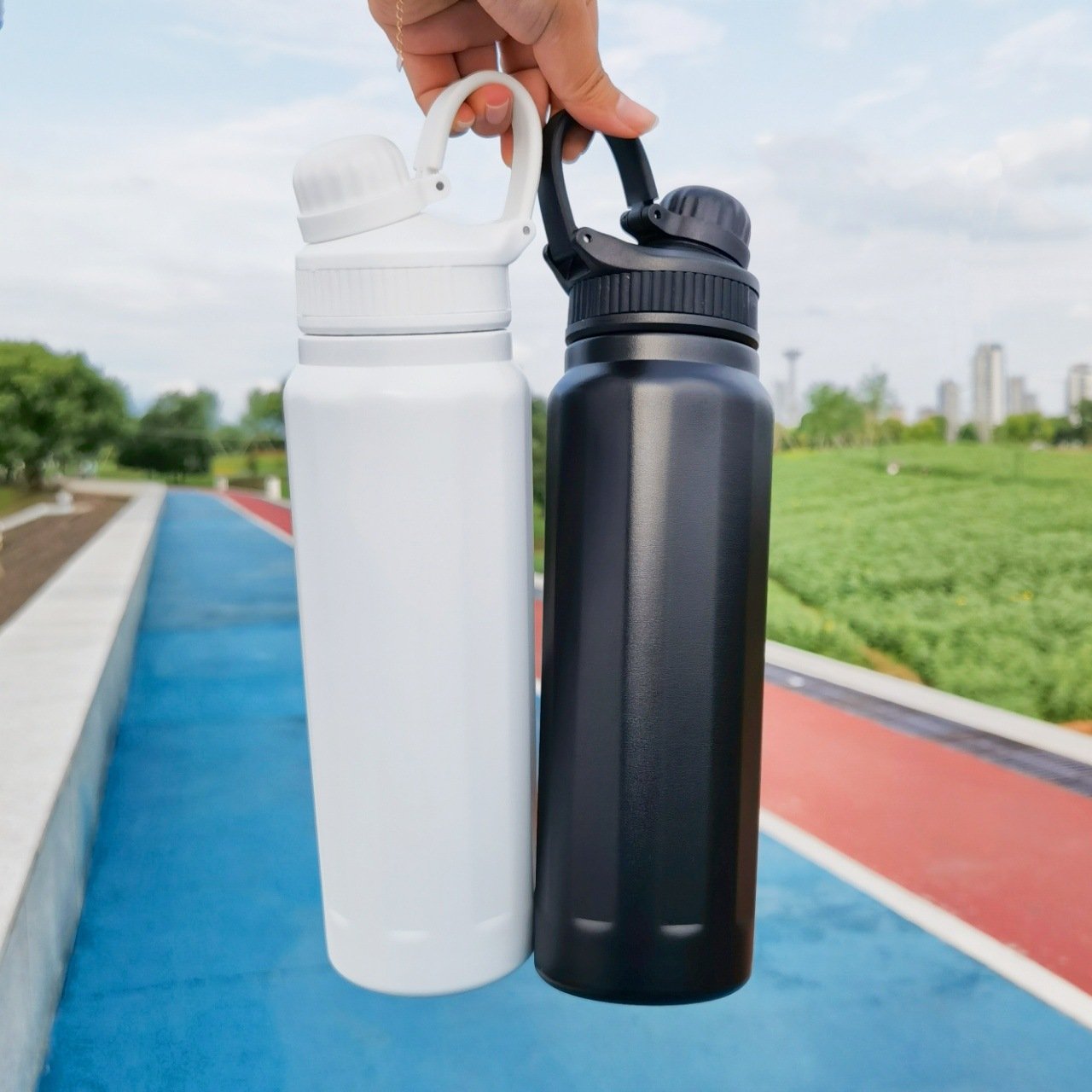 North Europe Water Tumbler Stainless Steel 304 Vacuum Flask 28oz Portable 820ml Cup With Straw Outdoor Sports Travel Bot