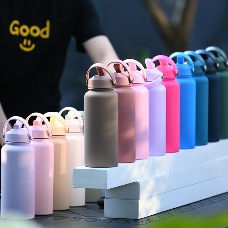 Custom Print Insulated Water bottle With Straw Lid 22oz 32oz 40oz Stainless Steel Metal Thermos Water Bottle For Sports & Gym