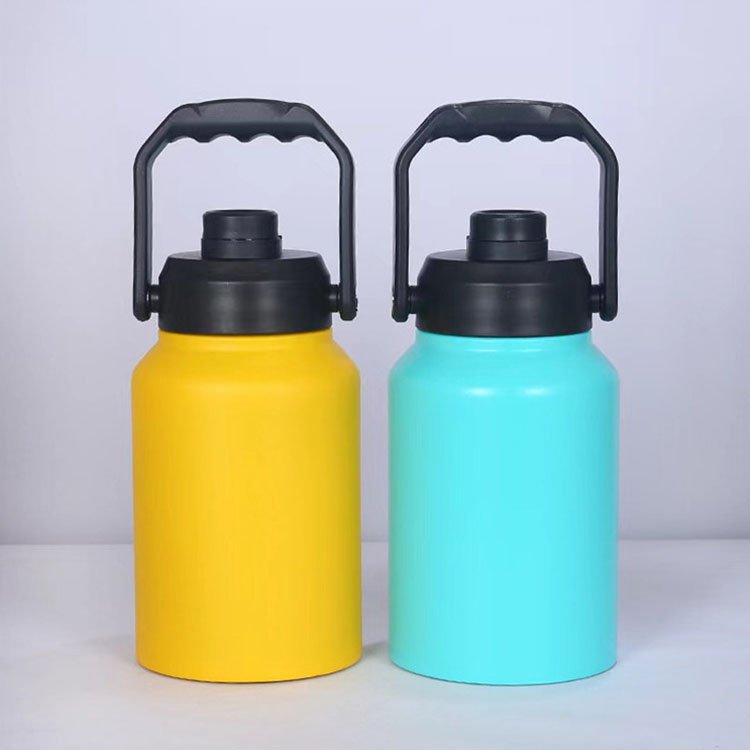 64oz Newly Developed Stainless Steel Insulated Gallon Water Bottles and Water Jugs