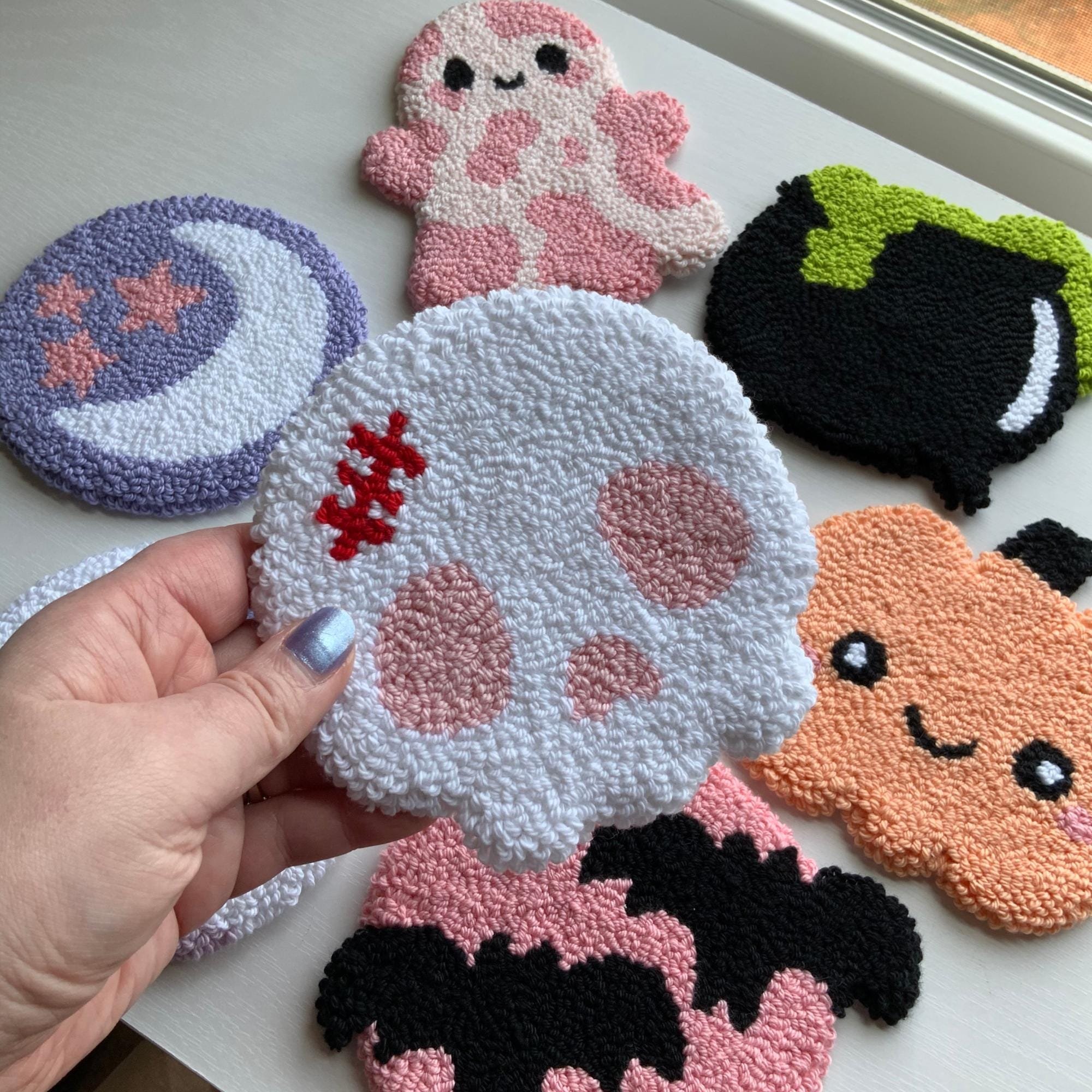 Handmade Punch Needle Halloween Fall Decor Cute Spooky Mug Rug Coasters Kitchen Table Fabric Pad Drink Holder Halloween Fall